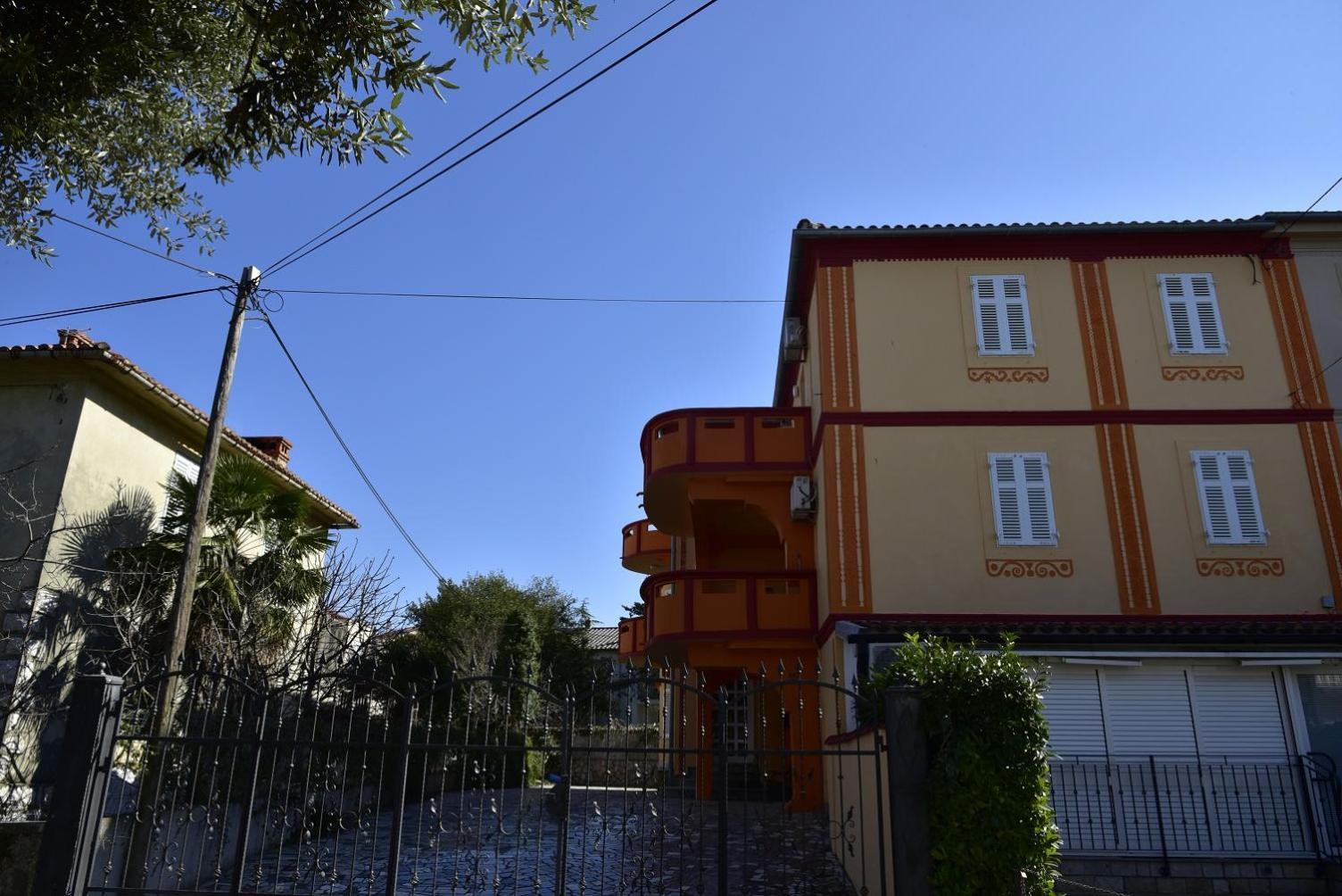 Apartments Ivka Malinska Bagian luar foto