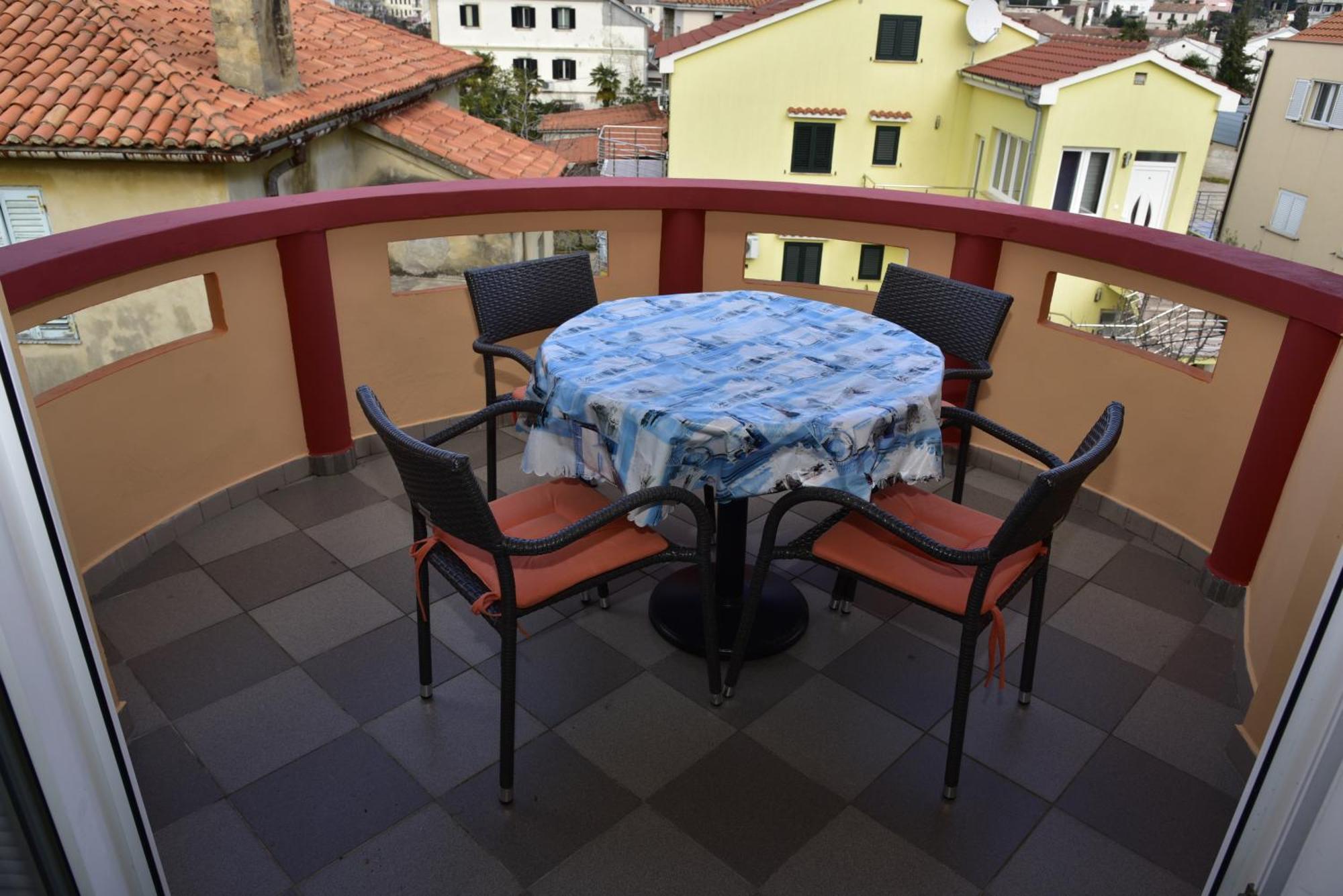 Apartments Ivka Malinska Bagian luar foto