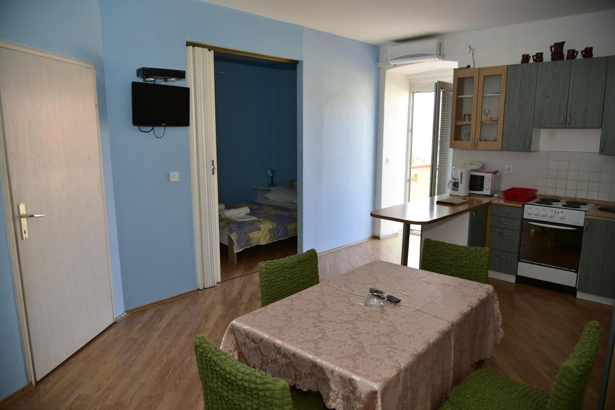 Apartments Ivka Malinska Bagian luar foto