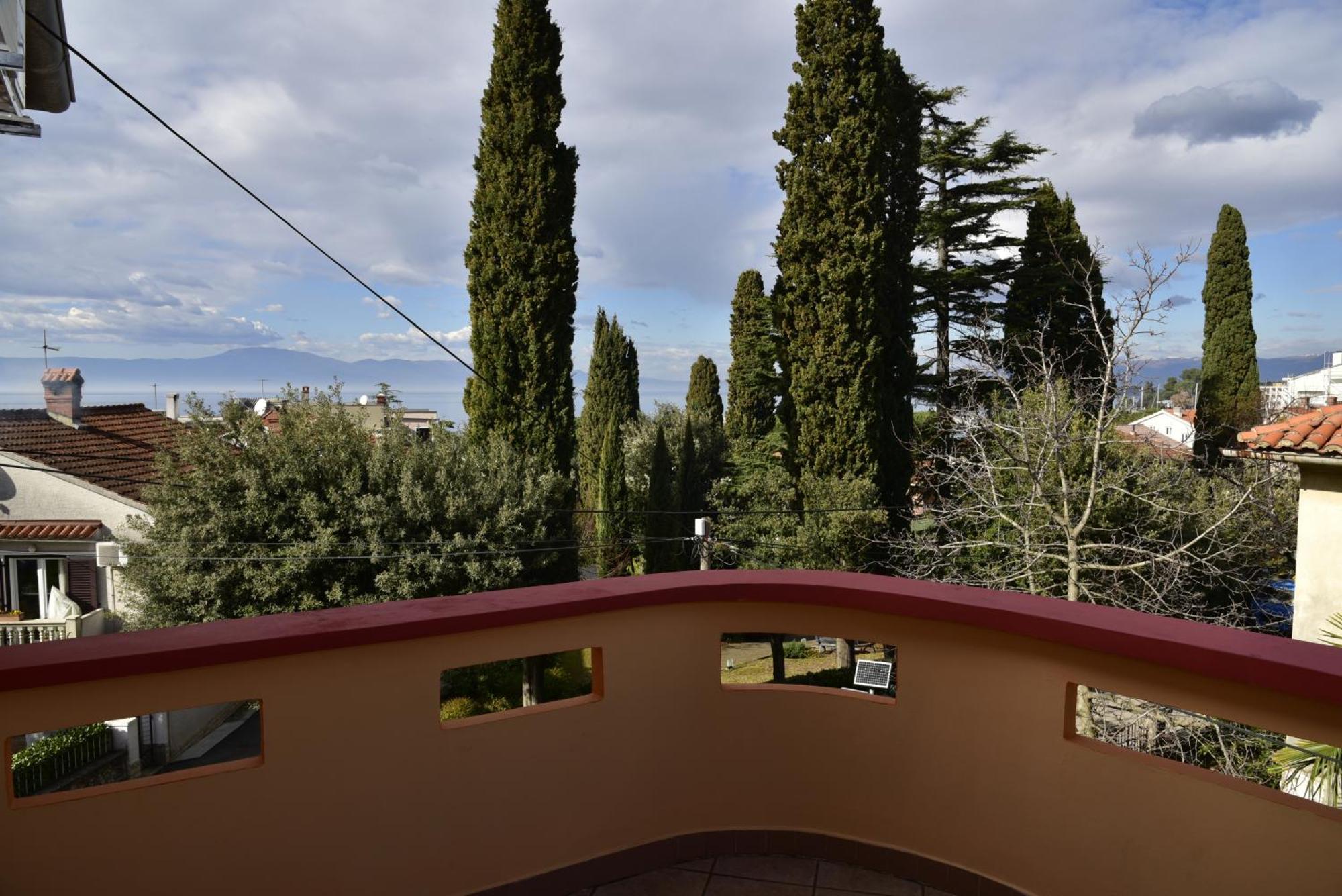 Apartments Ivka Malinska Bagian luar foto
