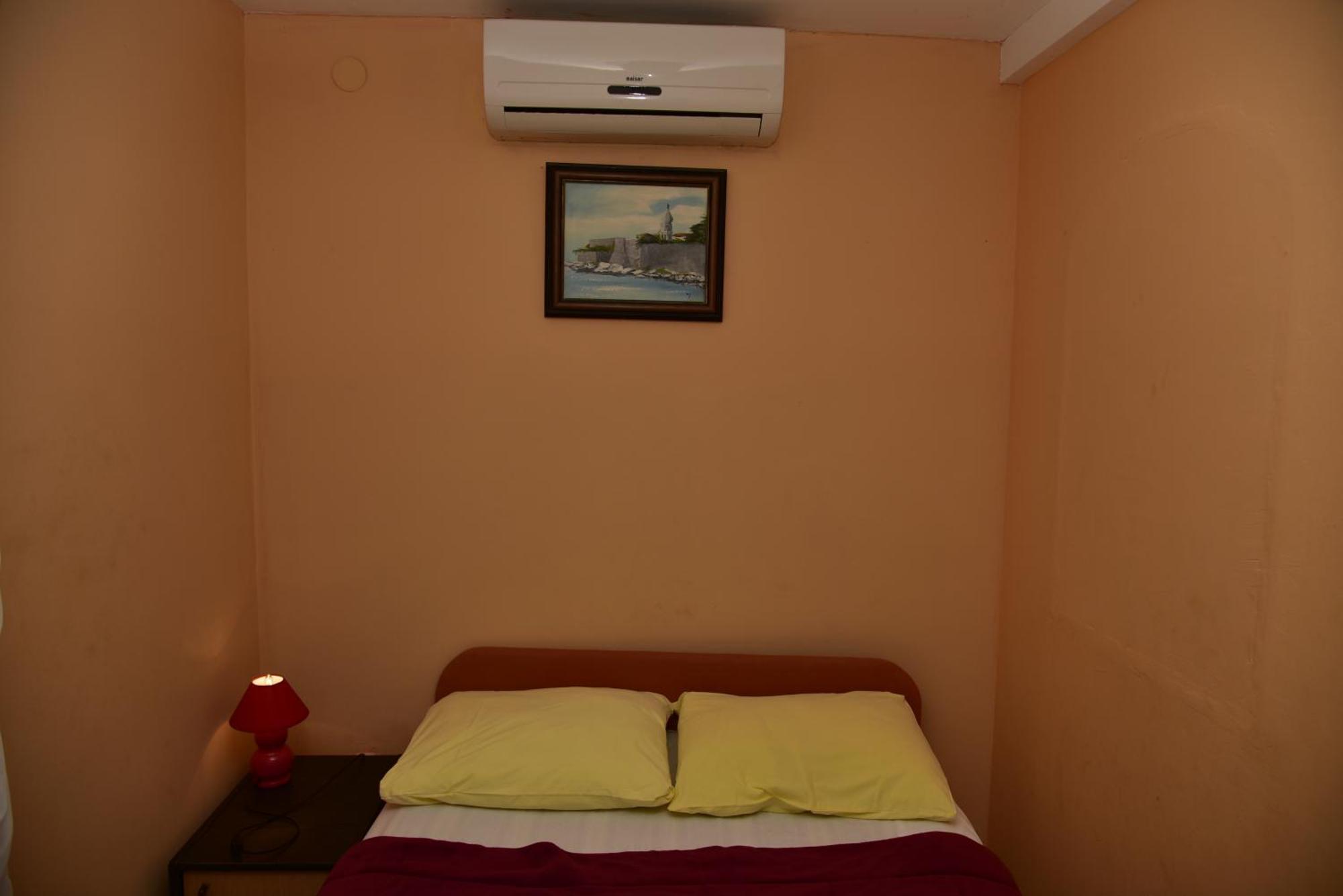 Apartments Ivka Malinska Bagian luar foto